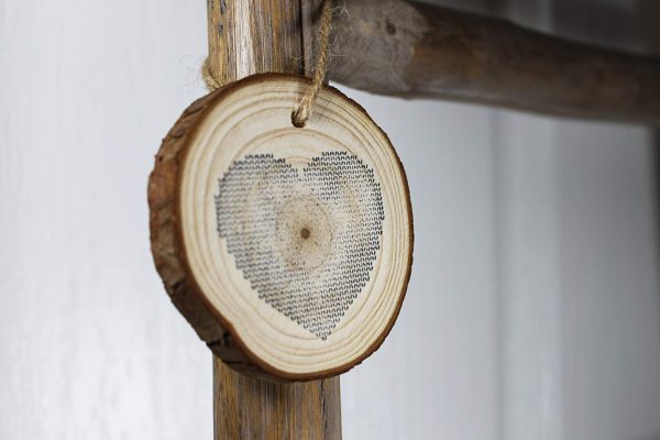 Decorative stamped wood-round, "Heart"